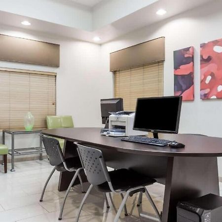 Chandler 1 Bedroom Apt Esterno foto